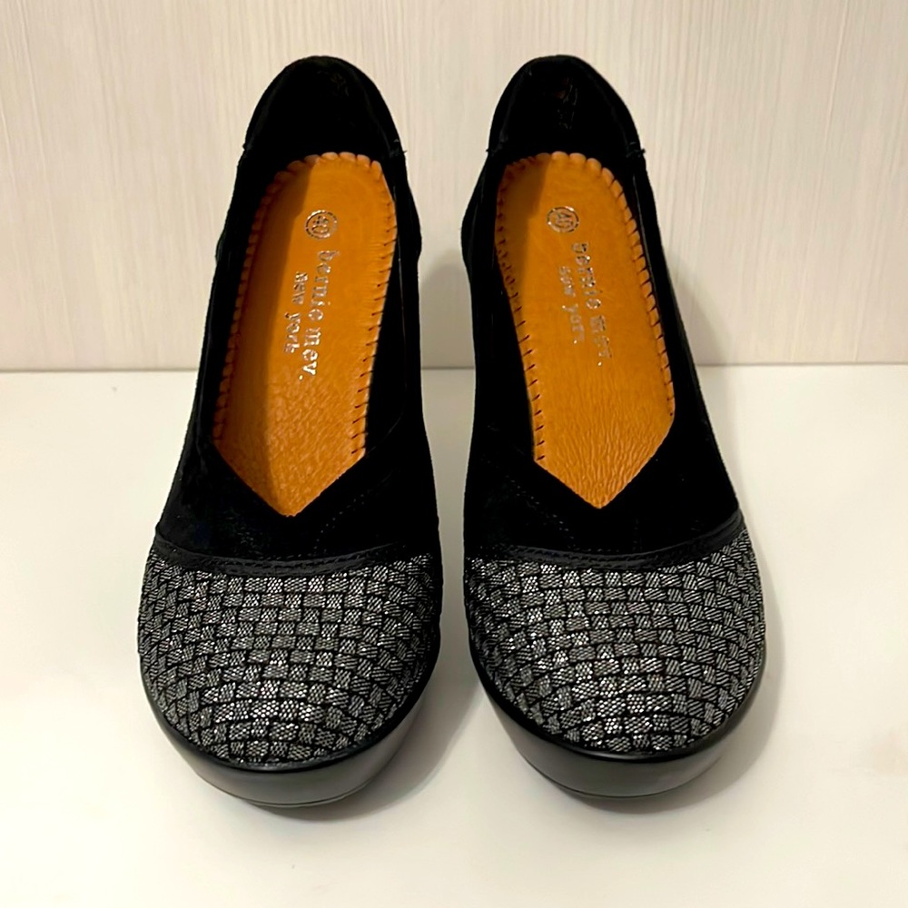 Bernie Mev Heels